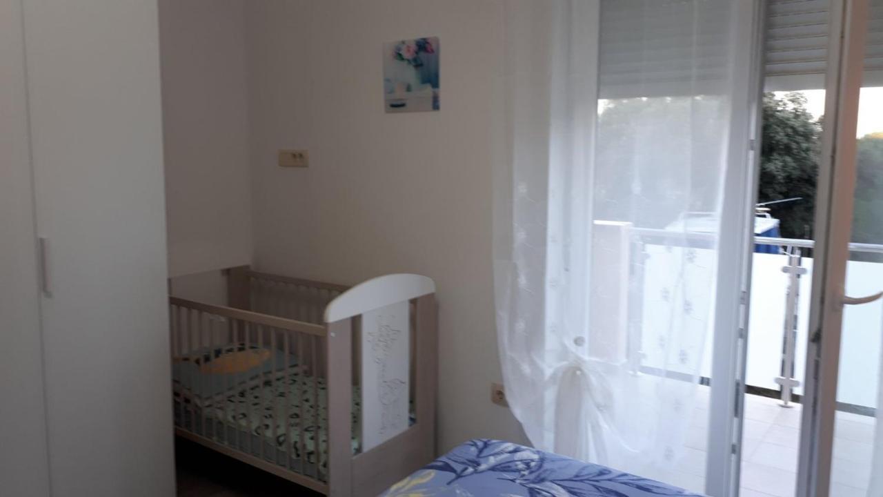 Vila Veronika 2 Pula Exterior foto